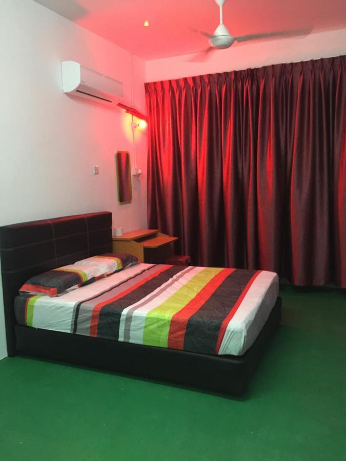 Tan'S Sibu Jaya Homestay Rumah Ganggu Eksteriør billede